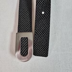 DKNY mens leather belt 813505 size X-Large in black_